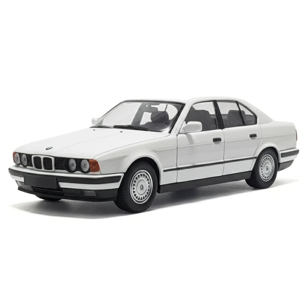 [Schabak] 1:43 BMW 1989 E34 535i White Model Car Die-Cast