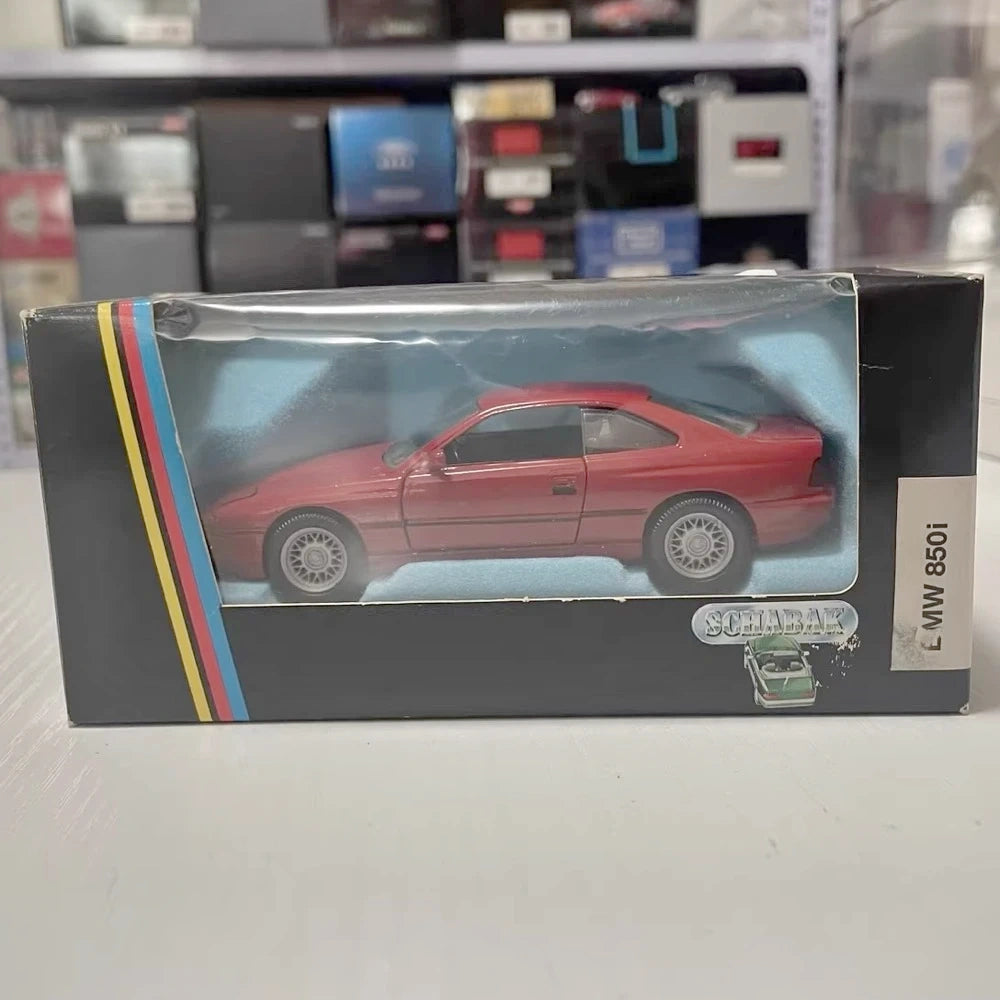 [Schabak] 1:43 BMW 1991 E31 850i rosso modellino di auto Die-Cast