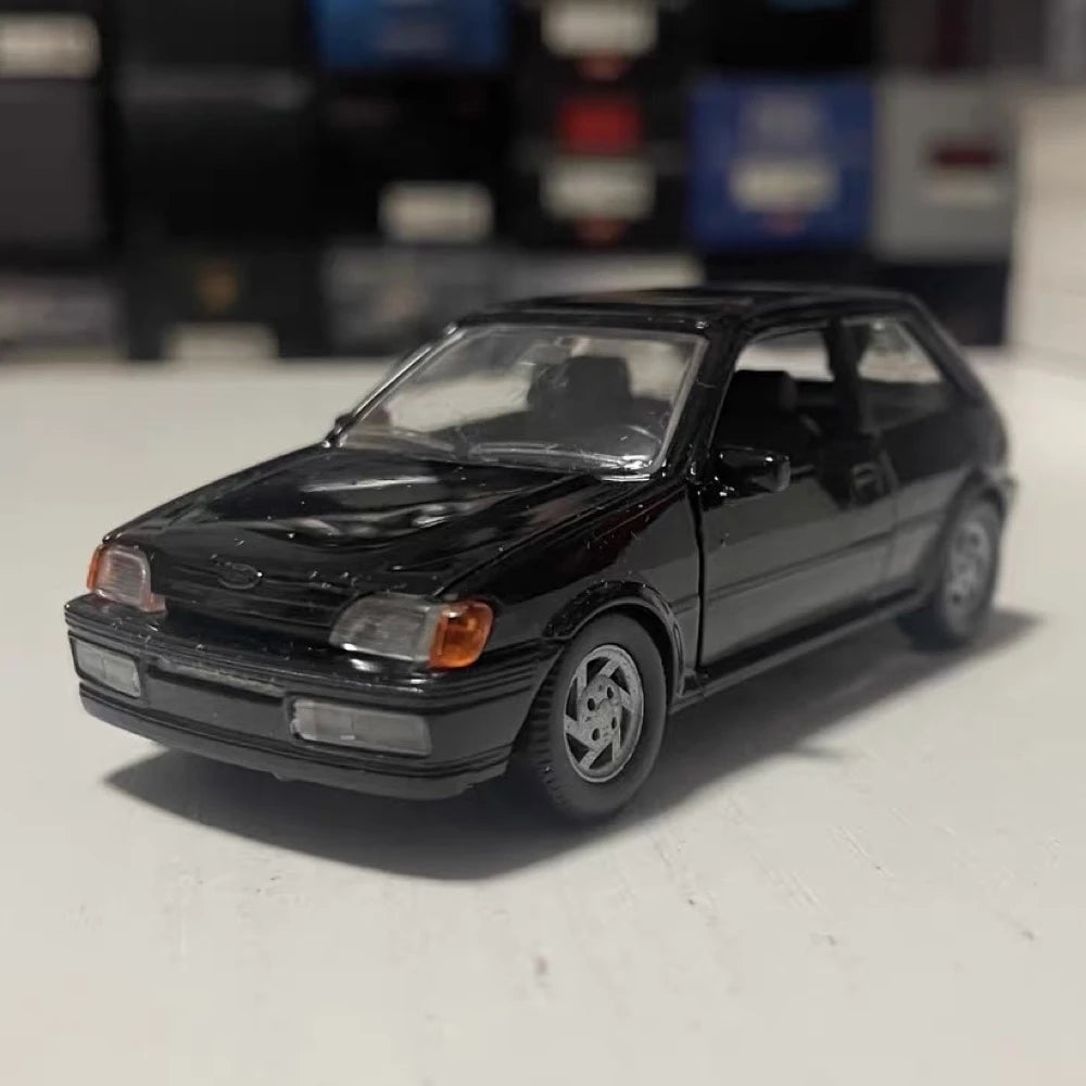 [Schabak] 1:43 Ford 1989 Fiesta XR2i Mk3 Black Model Car Die-Cast