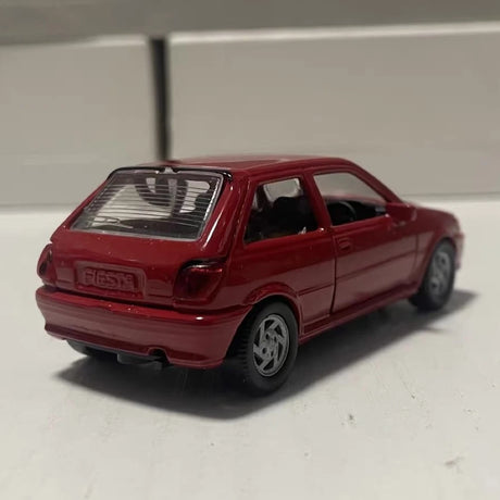 [Schabak] 1:43 Ford 1989 Fiesta XR2i Mk3 Red Model Car Die-Cast