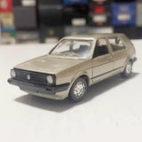 [Schabak] 1:43 Volkswagen 1983 Golf MK2 Gold Model Car Die-Cast