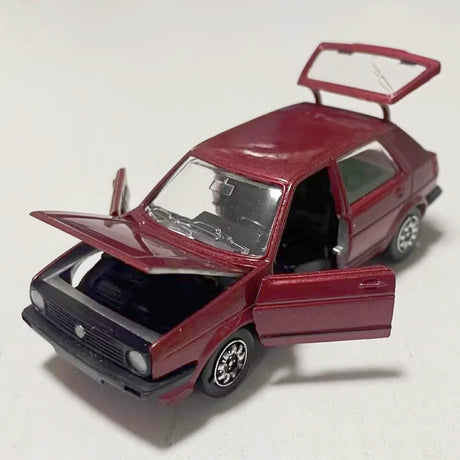 [Schabak] 1:43 Volkswagen 1983 Golf MK2 Red Model Car Die-Cast