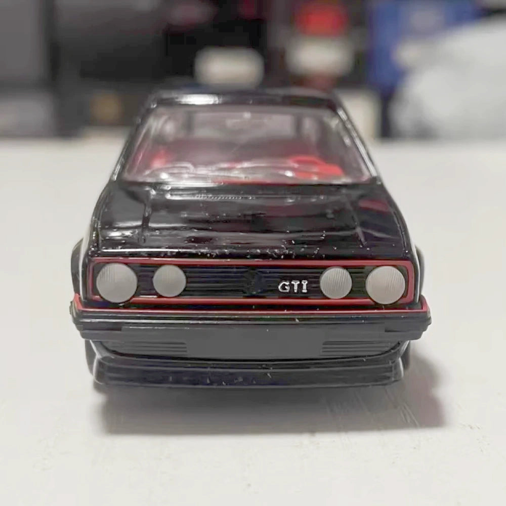 [Schabak] 1:43 Volkswagen 1985 Golf GTI MK2 Black Model Car Die-Cast