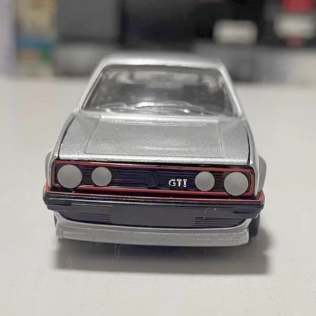 [Schabak] 1:43 Volkswagen 1985 Golf GTI MK2 Silver Model Car Die-Cast