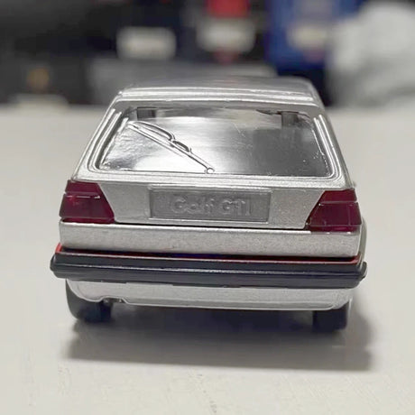[Schabak] 1:43 Volkswagen 1985 Golf GTI MK2 Silver Model Car Die-Cast