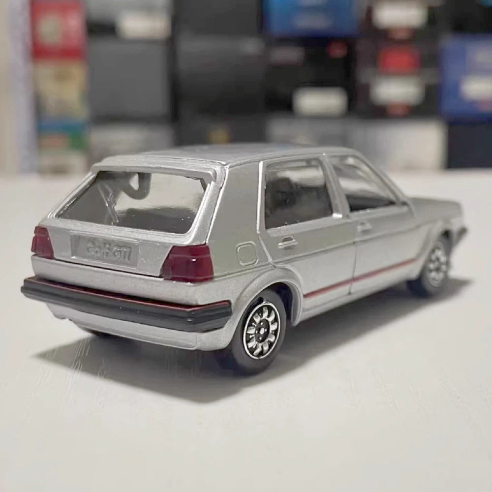 [Schabak] 1:43 Volkswagen 1985 Golf GTI MK2 Silver Model Car Die-Cast