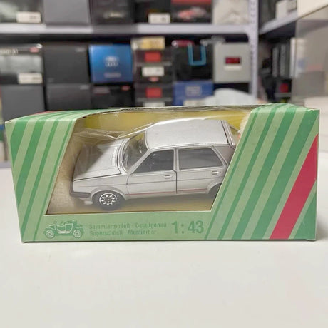 [Schabak] 1:43 Volkswagen 1985 Golf GTI MK2 Silver Model Car Die-Cast