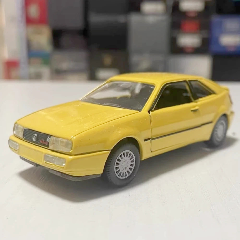 [Schabak] 1:43 Volkswagen 1989 Corrado G60 Yellow Model Car Die-Cast
