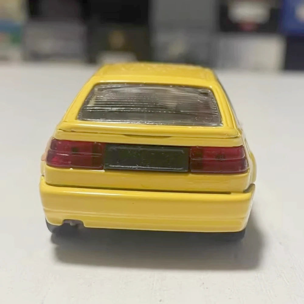 [Schabak] 1:43 Volkswagen 1989 Corrado G60 Yellow Model Car Die-Cast
