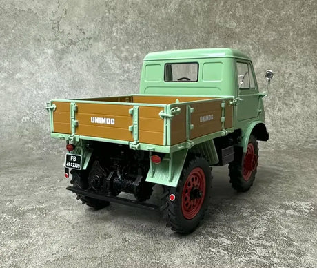 [Schuco] 1:18 Mercedes-Benz 1950s Unimog U401 Green Model Car Die-Cast