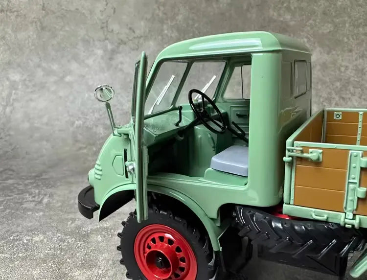 [Schuco] 1:18 Mercedes-Benz 1950s Unimog U401 Green Model Car Die-Cast