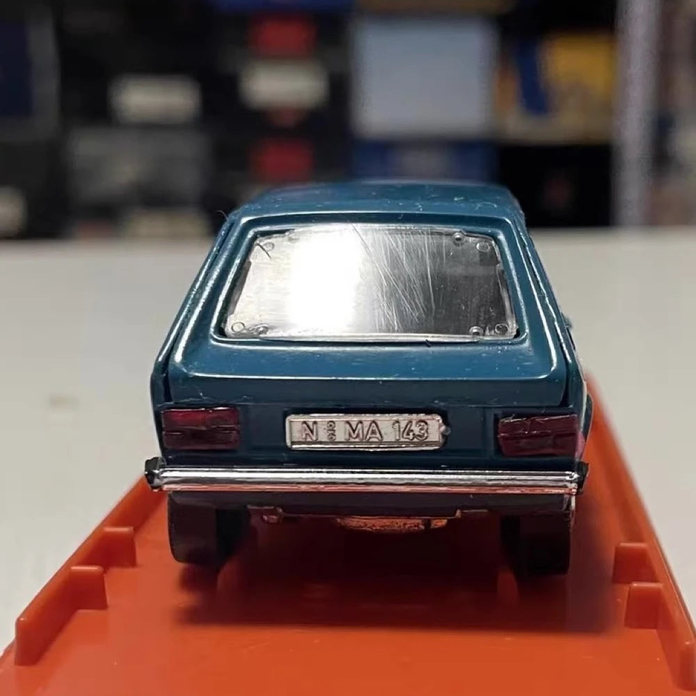 [Schuco] 1:43 Audi 1974 50 Coupe Blue Model Car Die-Cast
