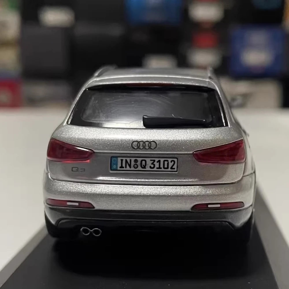 [Schuco] 1:43 Audi 2012 Q3 Silver Model Car Die-Cast