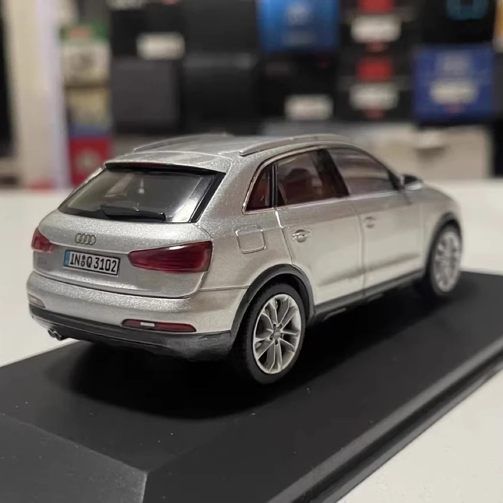 [Schuco] 1:43 Audi 2012 Q3 Silver Model Car Die-Cast