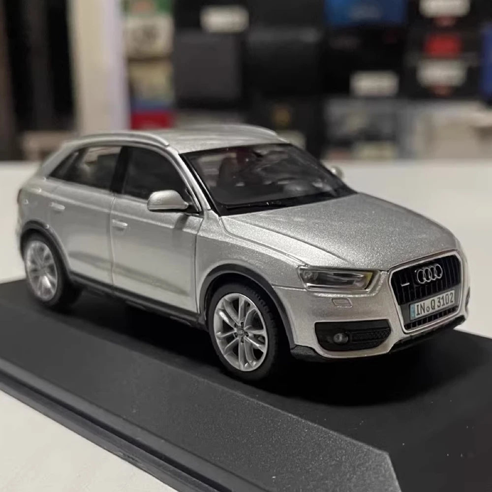 [Schuco] 1:43 Audi 2012 Q3 Silver Model Car Die-Cast
