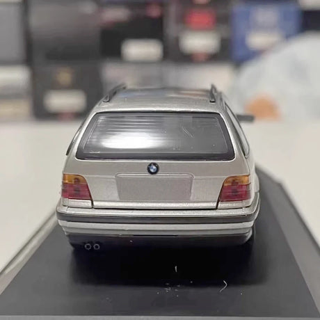 [Schuco] 1:43 BMW 1996 E36 328i Touring Silver Model Car Die-Cast