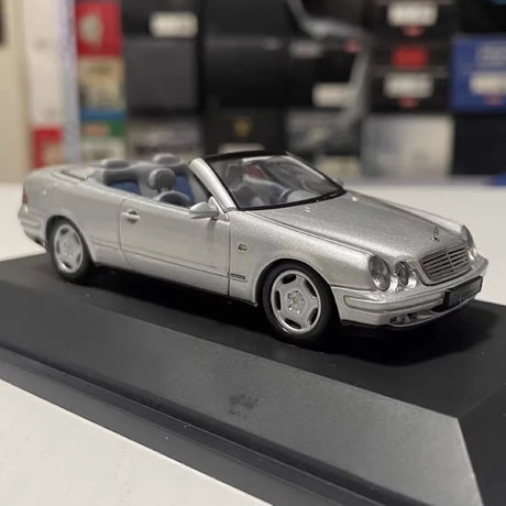 [Schuco] 1:43 Mercedes-Benz 1998 CLK Cabrio A208 Silver Model Car Die-Cast