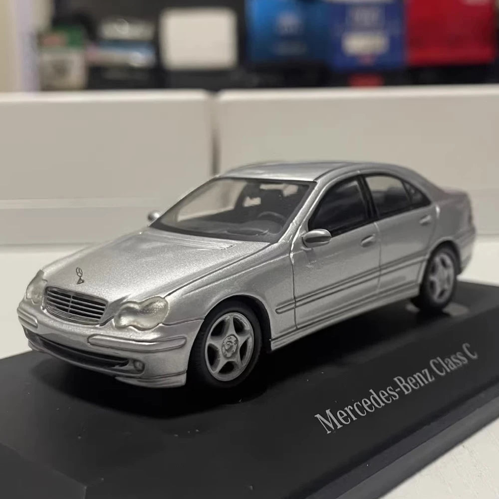 [Schuco] 1:43 Mercedes-Benz 2000 C230 W203 Silver Model Car Die-Cast