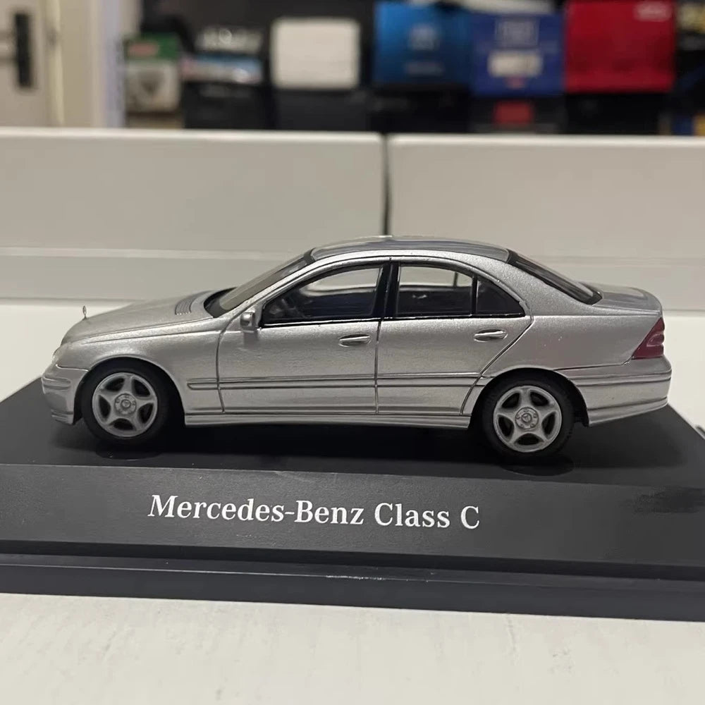 [Schuco] 1:43 Mercedes-Benz 2000 C230 W203 Silver Model Car Die-Cast