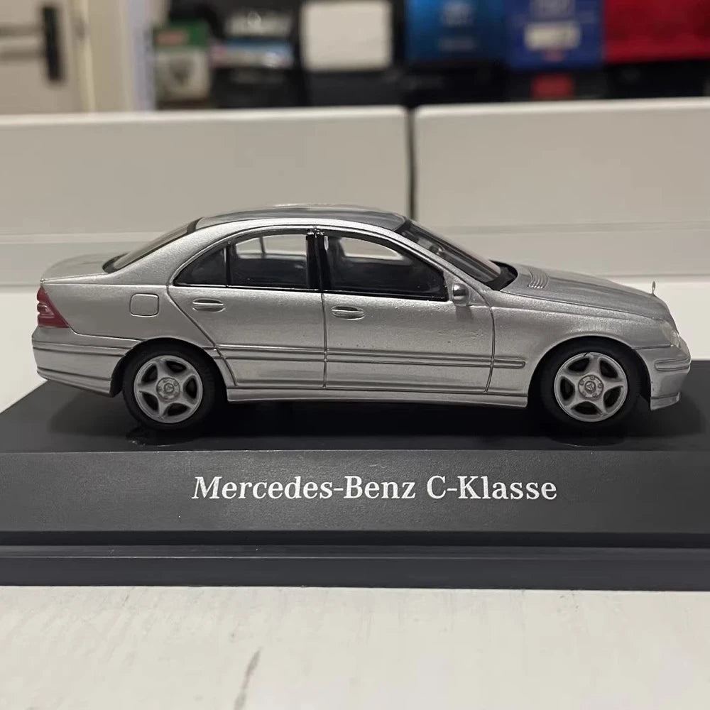 [Schuco] 1:43 Mercedes-Benz 2000 C230 W203 Silver Model Car Die-Cast