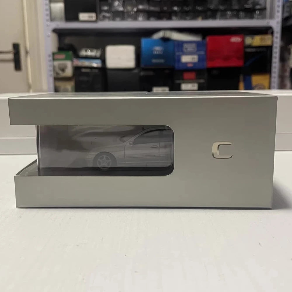 [Schuco] 1:43 Mercedes-Benz 2000 C230 W203 Silver Model Car Die-Cast