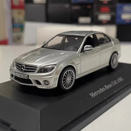 [Schuco] 1:43 Mercedes-Benz 2007 C63 AMG W204 Silver Model Car Die-Cast