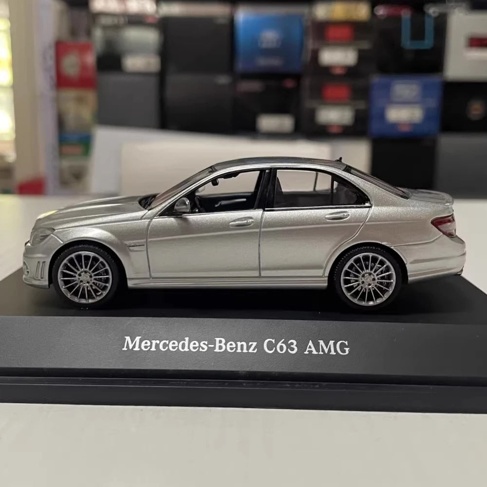 [Schuco] 1:43 Mercedes-Benz 2007 C63 AMG W204 Silver Model Car Die-Cast