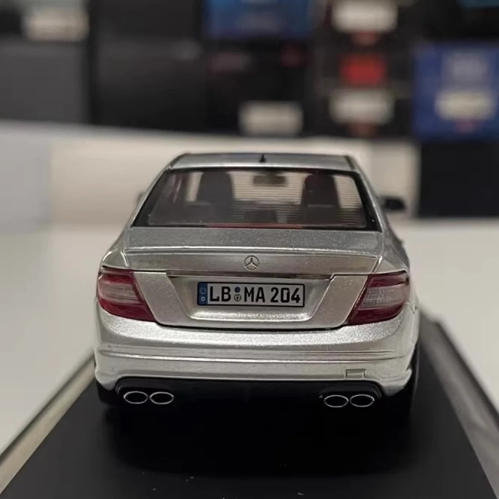 [Schuco] 1:43 Mercedes-Benz 2007 C63 AMG W204 Silver Model Car Die-Cast