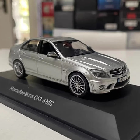 [Schuco] 1:43 Mercedes-Benz 2007 C63 AMG W204 Silver Model Car Die-Cast
