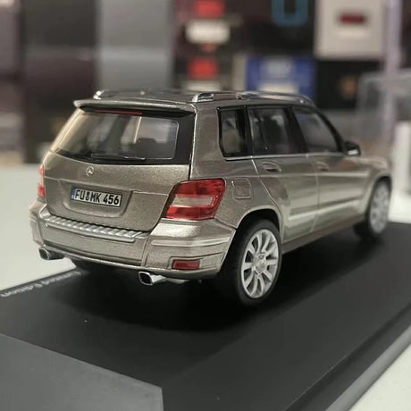 [Schuco] 1:43 Mercedes-Benz 2008 GLK-Klasse X204 Brown Model Car Die-Cast