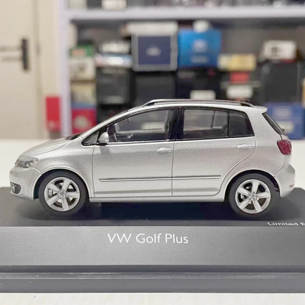 [Schuco] 1:43 Volkswagen 2009 Golf Plus シルバー モデルカー Die-Cast