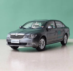 1:18 Skoda 2008 Superb B6 Die Cast Model Car