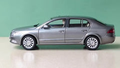 1:18 Skoda 2008 Superb B6 Die Cast Model Car