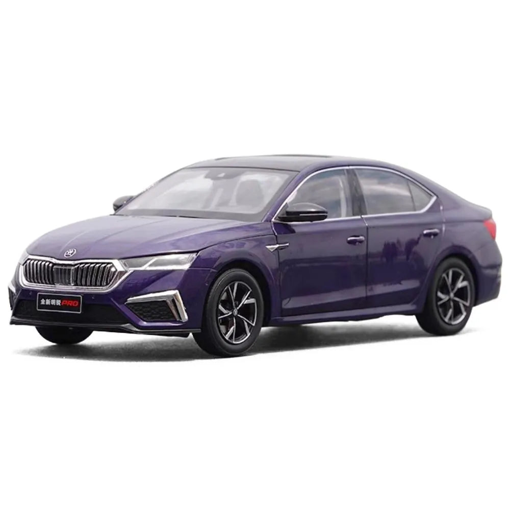 1:18 Skoda 2021 Octavia Die Cast Model Car