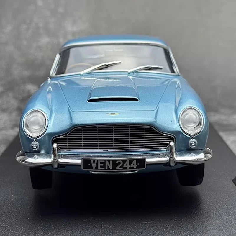 [Solido] 1:18 Aston Martin 1963 DB5 Blue Model Car Die-Cast