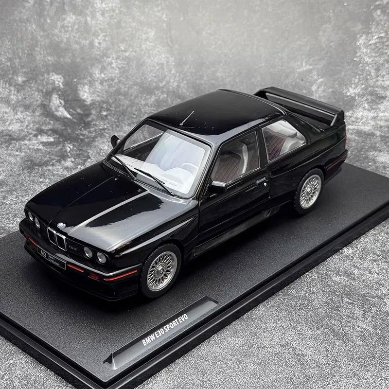 [Solido] 1:18 BMW 1990 E30 M3 Sport Evo Black Model Car Die-Cast