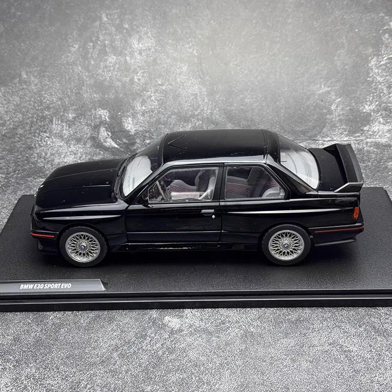 [Solido] 1:18 BMW 1990 E30 M3 Sport Evo Black Model Car Die-Cast