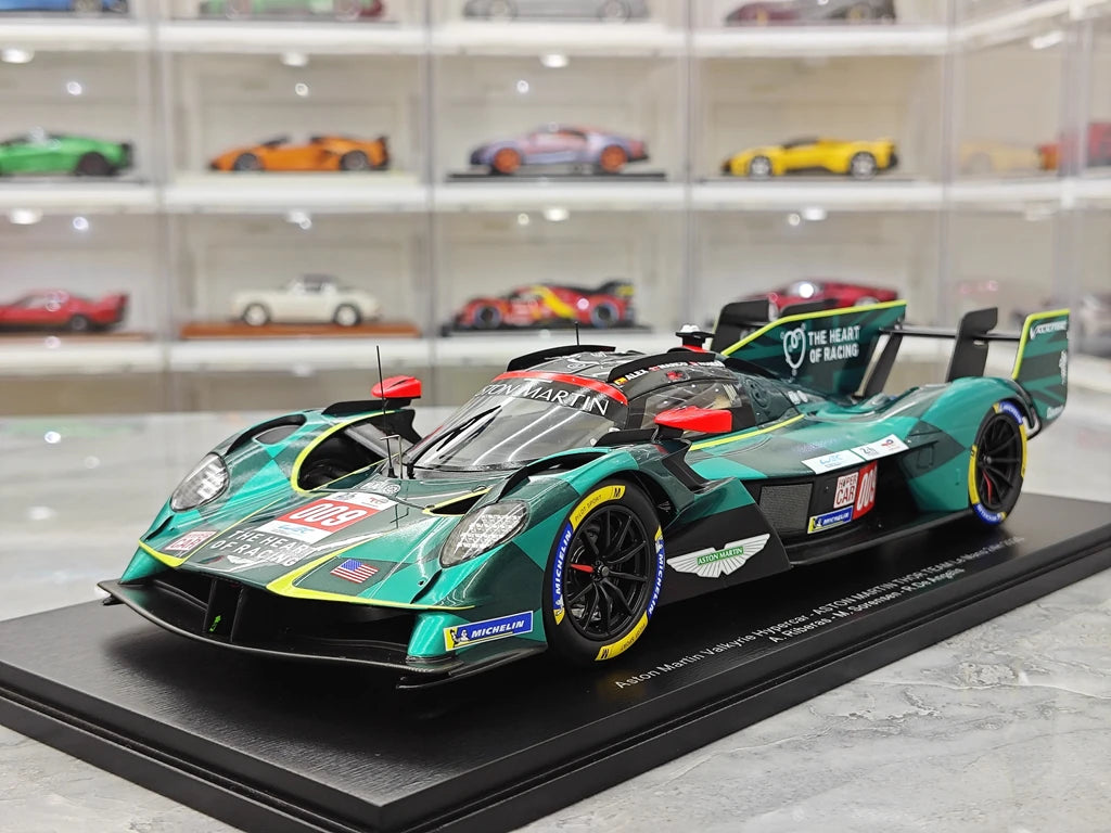 Aston Martin 2025 Valkyrie AMR-LMH #009 1:18 modello collezionabile in resina di Spark - vista 3