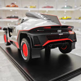 [Spark] 1:18 Audi 2022 RS Q E-Tron Dakar No.200 S. Peterhansel - E. Boulanger modellbil harts
