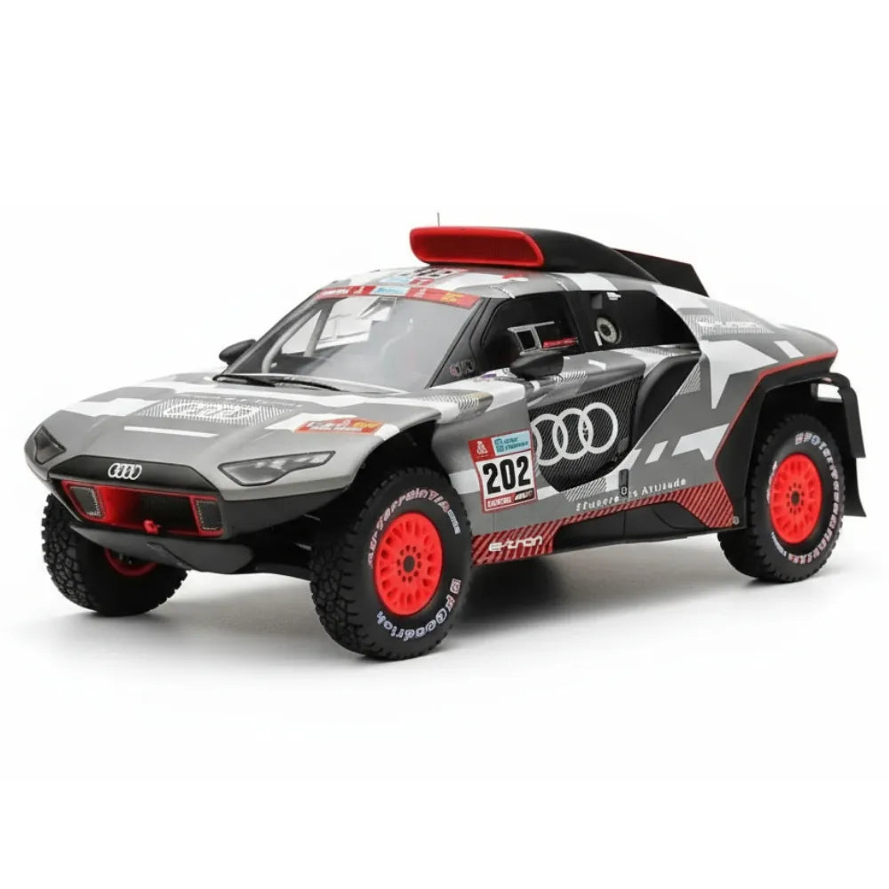 [Spark] 1:18 Audi 2022 RS Q E-Tron Dakar No.202 C. Sainz - L.Cruz モデルカー レジン