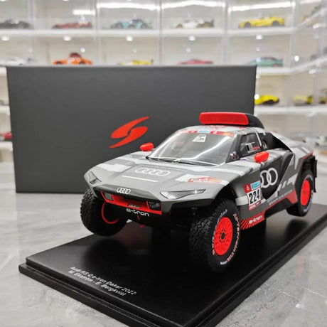 [Spark] 1:18 Audi 2022 RS Q E-Tron Dakar No.224 M. Ekstrom - E. Bergkvist Model Car Resin