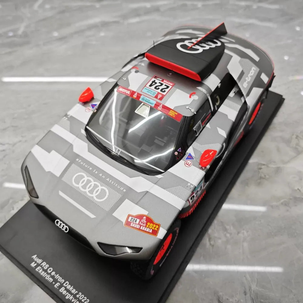 [Spark] 1:18 Audi 2022 RS Q E-Tron Dakar No.224 M. Ekstrom - E. Bergkvist voiture miniature Resin