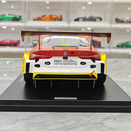 Spark BMW 2024 M4 GT3 1:18 – Sammelobjekt-Harz-Modell-Harz