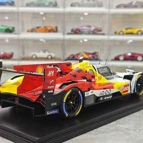 BMW 2025 M Hybrid V8 BMW M Team WRT #20 1:18 Sammelmodell aus Harz von Spark – siehe 8