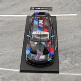 BMW 2025 M4 GT3 EVO #32 1:18 Winner Bathurst 12h modello da collezione in resina di Spark - vista 2