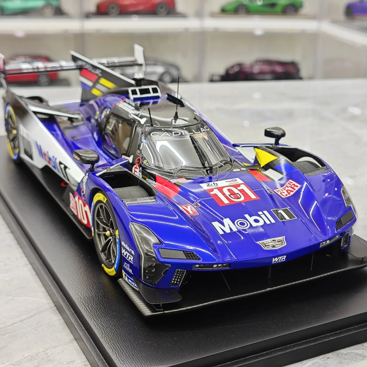 Cadillac 2025 V-Series.R #101 1:18 Le Mans resin collectible model by Spark - view 10