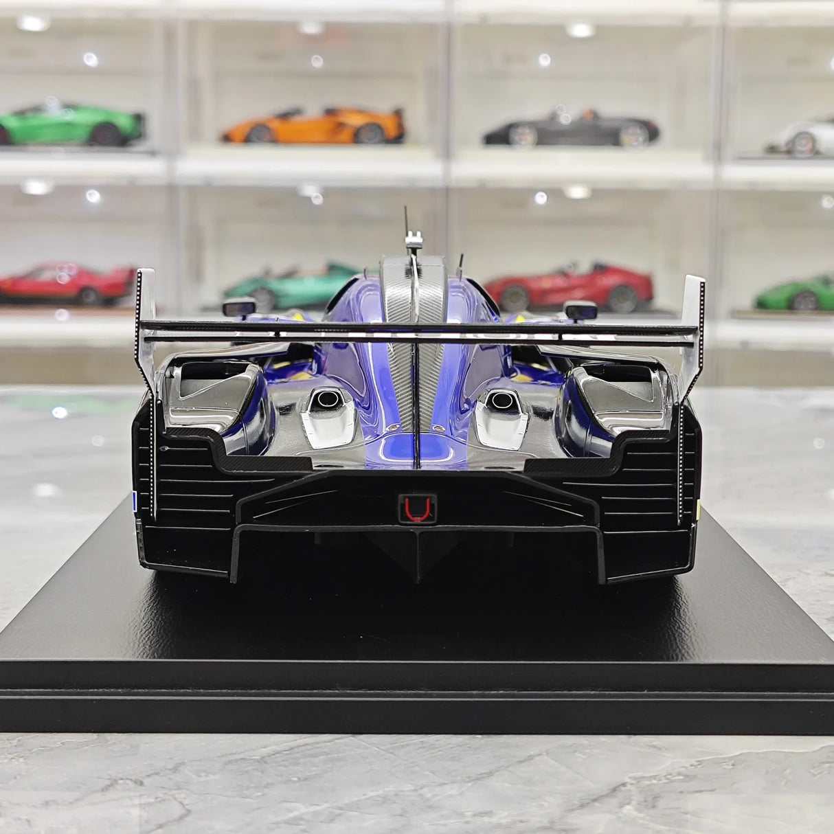 Cadillac 2025 V-Series.R #101 1:18 Le Mans resin collectible model by Spark - view 7