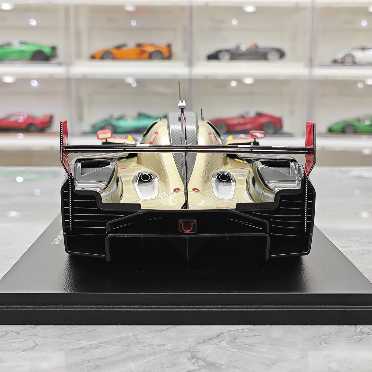 Cadillac 2025 V-Series.R #12 1:18 Le Mans resin collectible model by Spark - view 7