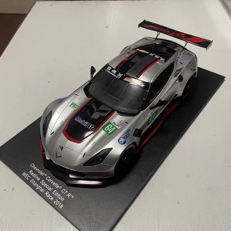 [Spark] 1:18 Chevrolet 2014 Corvette C7.R #64 Redline WEC Model Car Resin / Closed Body