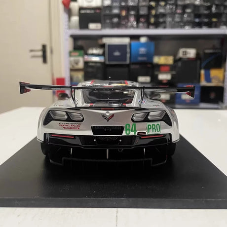 [Spark] 1:18 Chevrolet 2014 Corvette C7.R #64 Redline WEC Model Car Resin / Closed Body